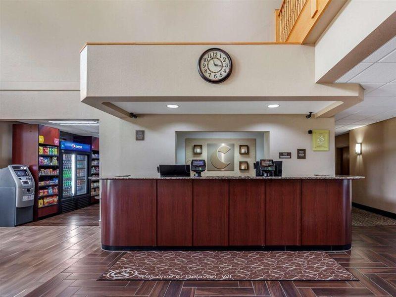 Comfort Suites Delavan - Lake Geneva Area Екстер'єр фото