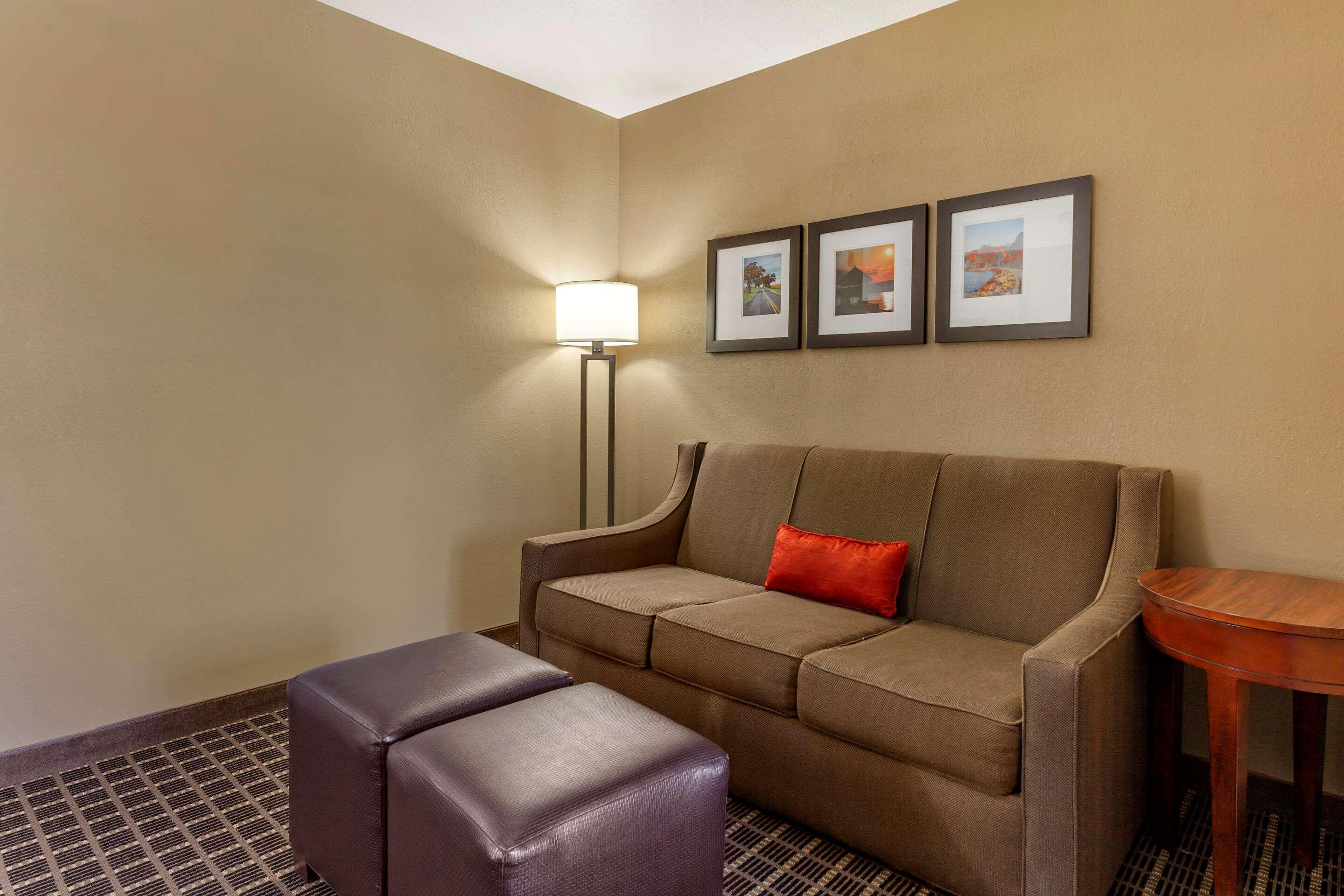 Comfort Suites Delavan - Lake Geneva Area Екстер'єр фото
