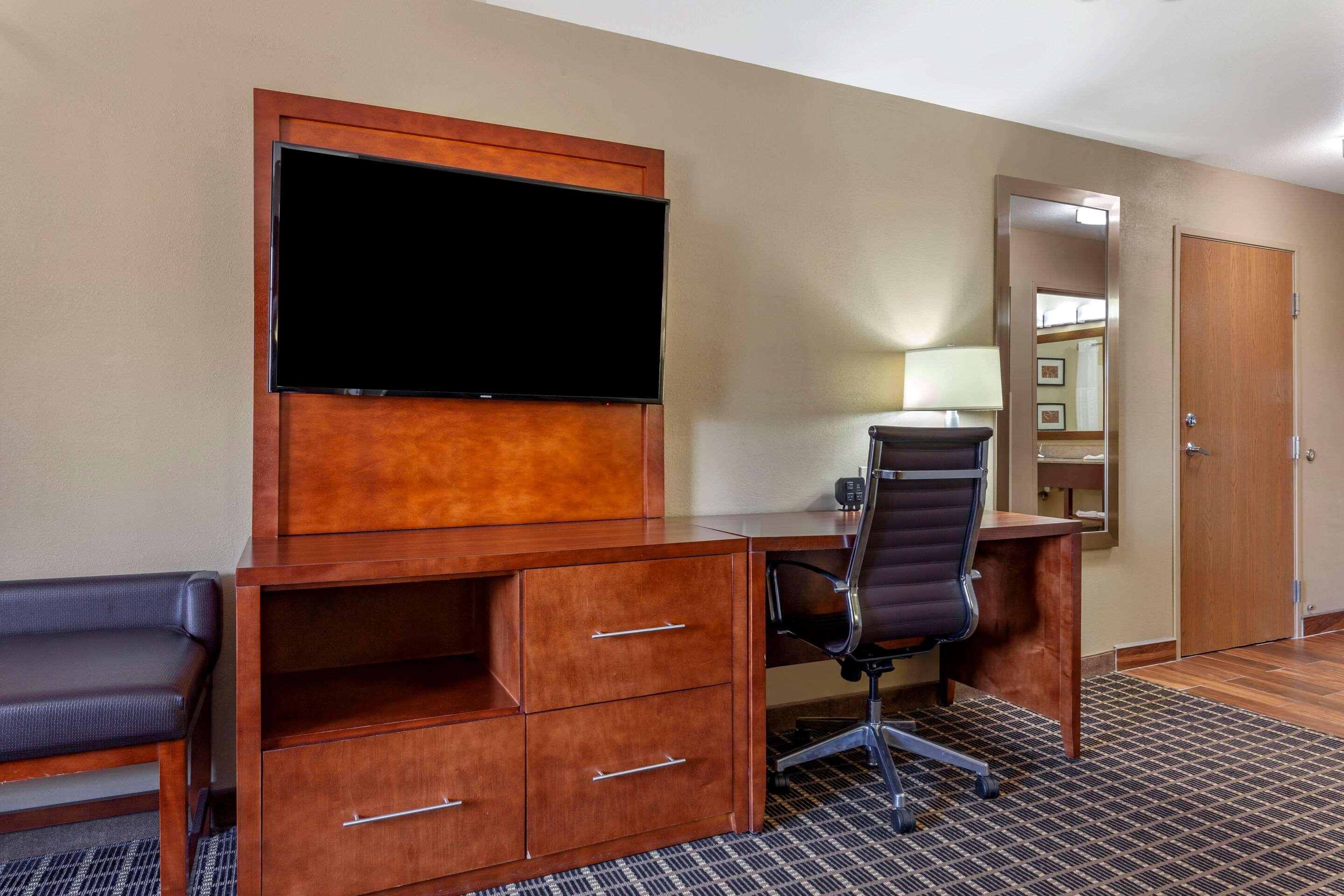 Comfort Suites Delavan - Lake Geneva Area Екстер'єр фото