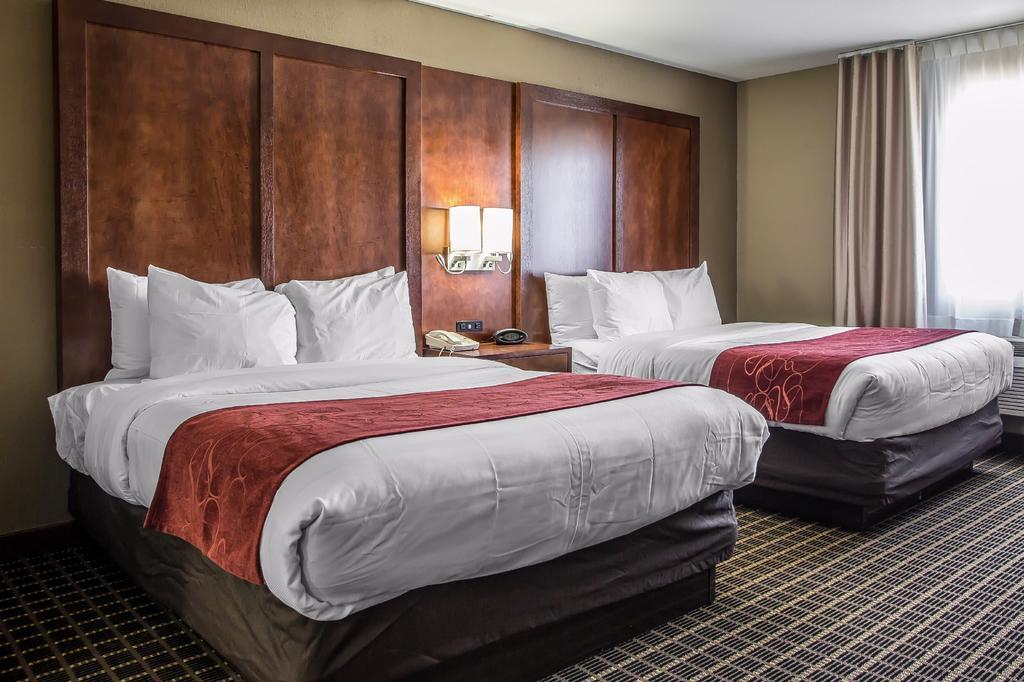 Comfort Suites Delavan - Lake Geneva Area Екстер'єр фото