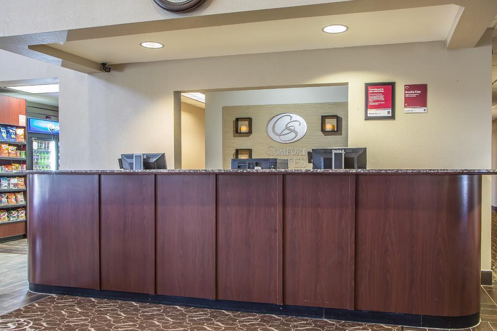 Comfort Suites Delavan - Lake Geneva Area Екстер'єр фото