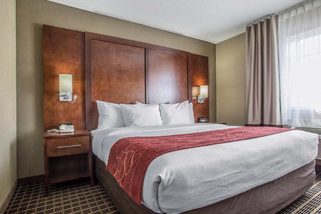 Comfort Suites Delavan - Lake Geneva Area Екстер'єр фото