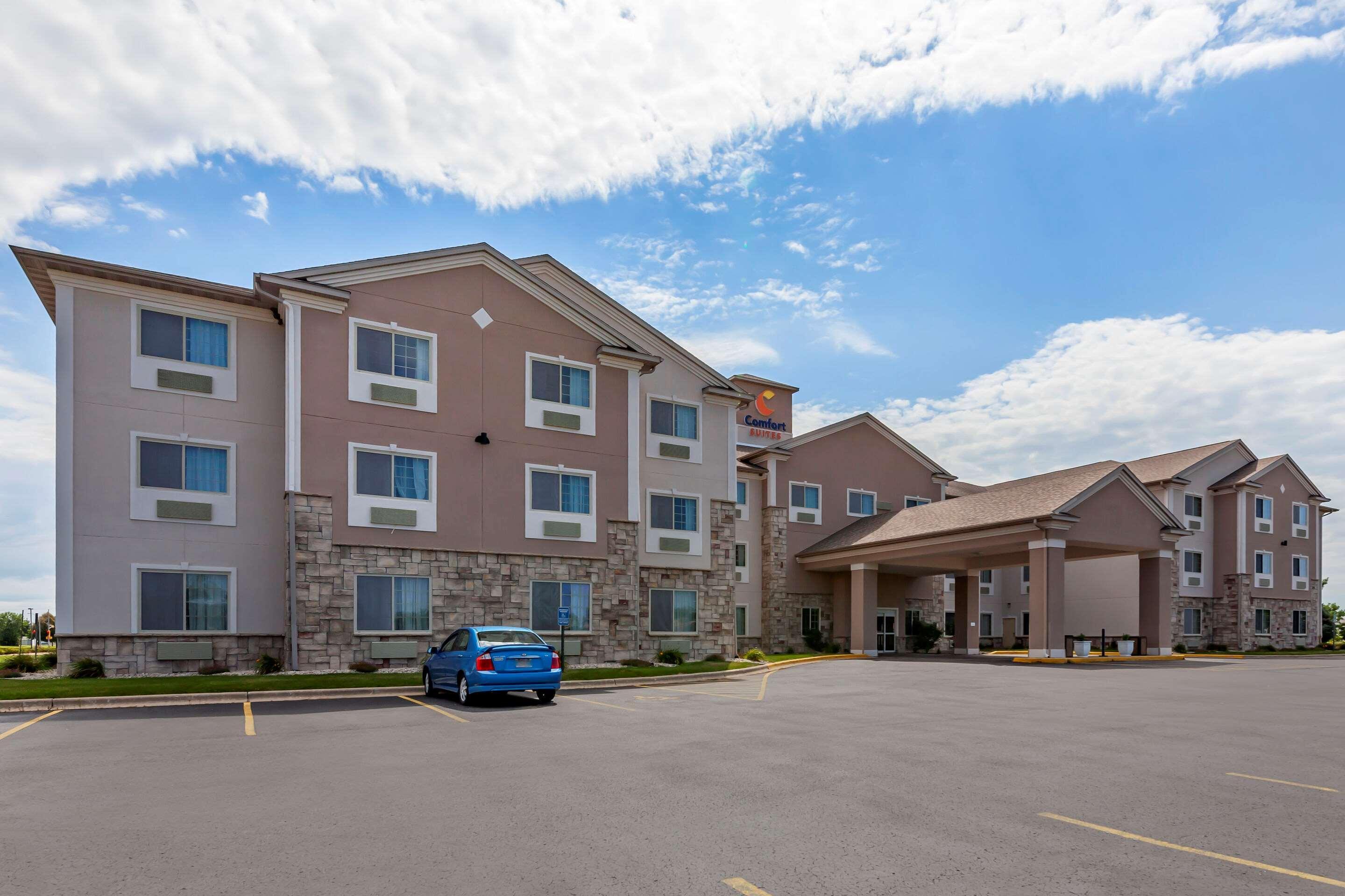 Comfort Suites Delavan - Lake Geneva Area Екстер'єр фото