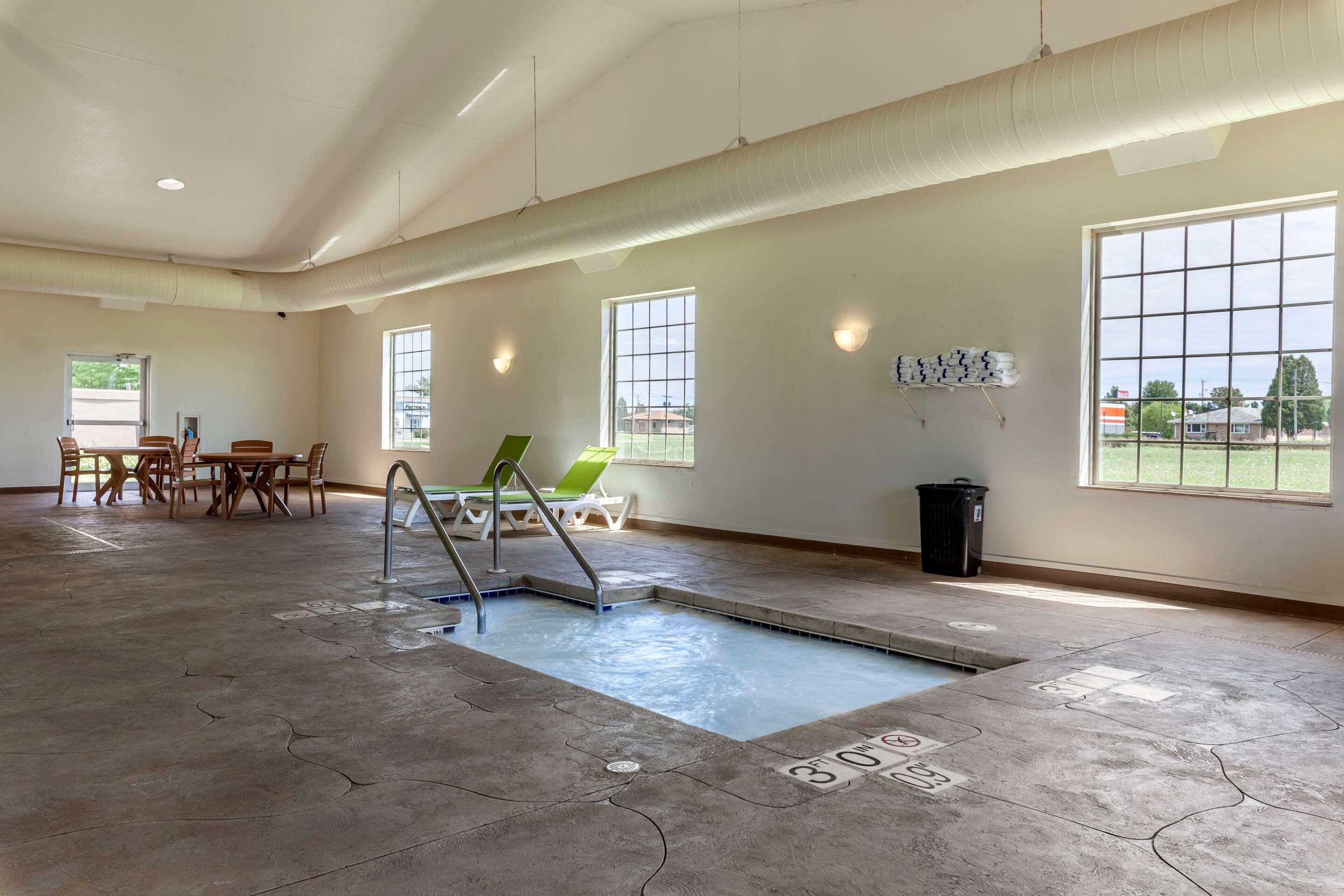 Comfort Suites Delavan - Lake Geneva Area Екстер'єр фото