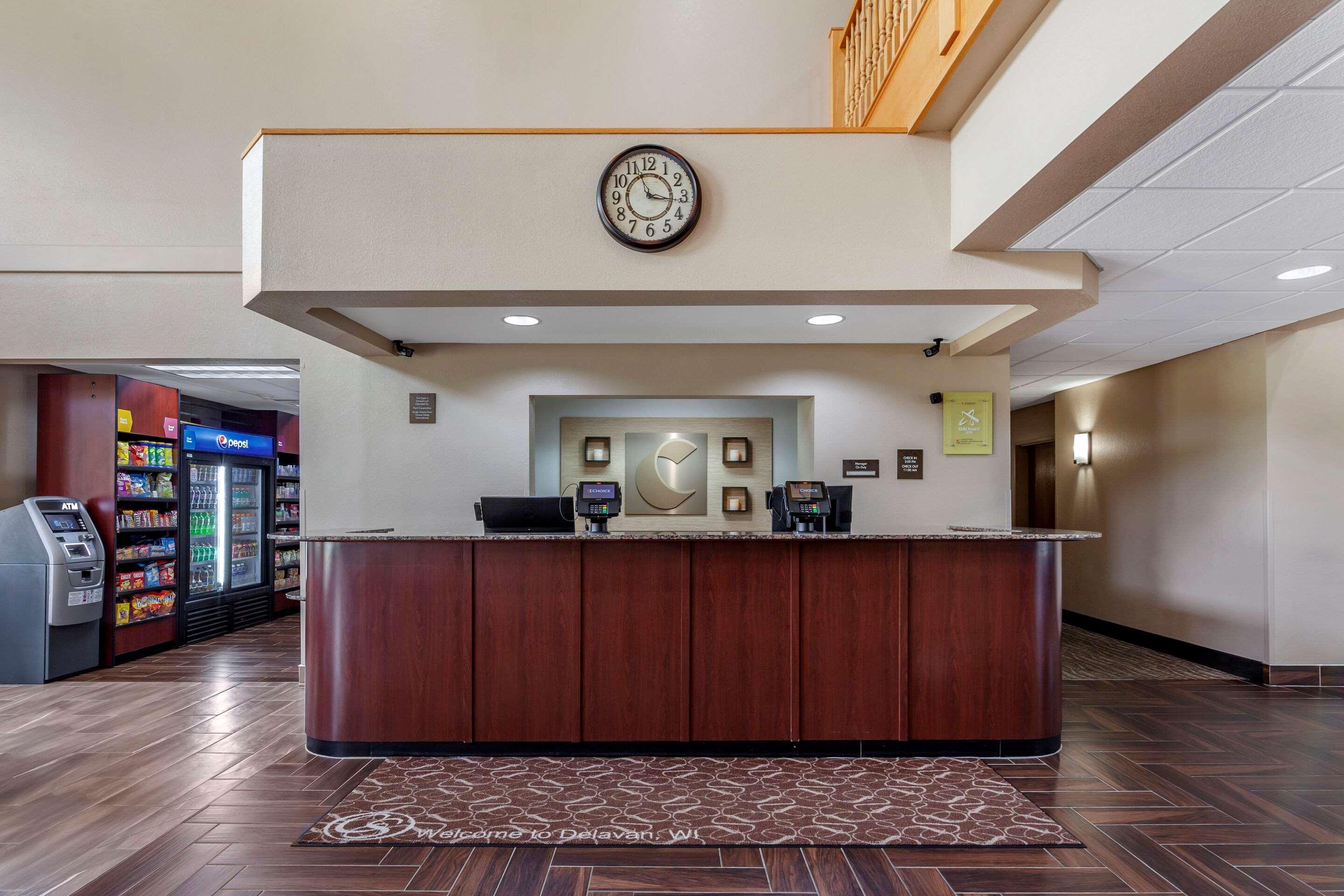 Comfort Suites Delavan - Lake Geneva Area Екстер'єр фото
