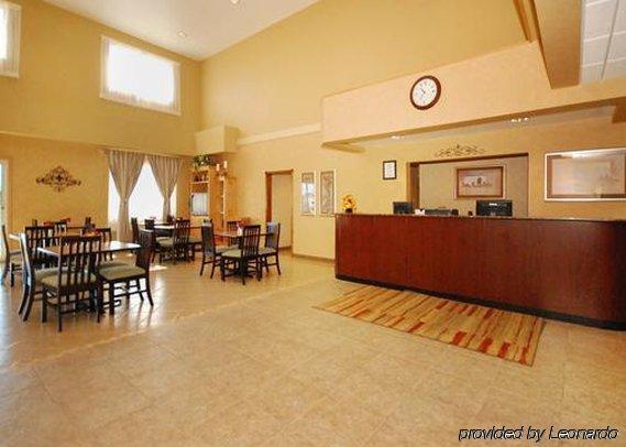 Comfort Suites Delavan - Lake Geneva Area Інтер'єр фото